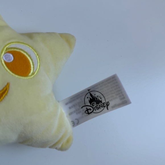 Disney Parks Pixar Pier La Luna Yellow 7" Smile Star Plush Sculpted Back Logo - Picture 3 of 5